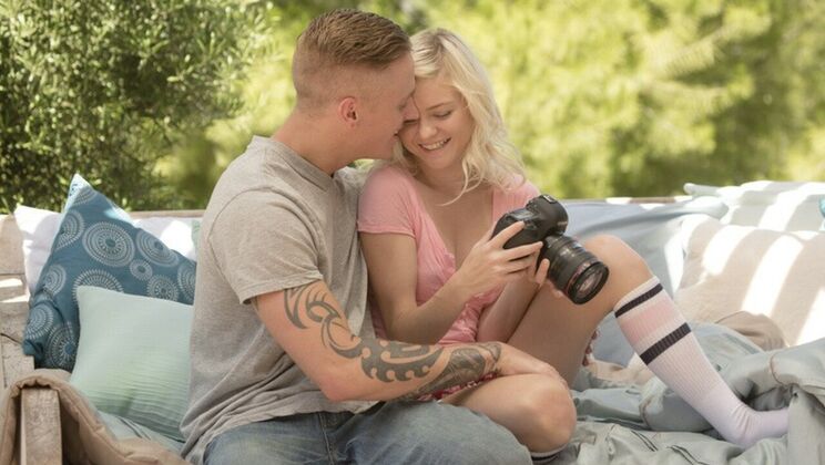 A Love Job: Chloe & Richie - Chloe Foster - Richie Black