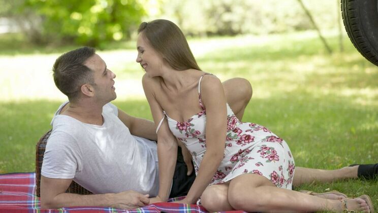 Satisfy Me: Kai and Veronica's Passionate Encounter - Kai Taylor - Veronica Clark